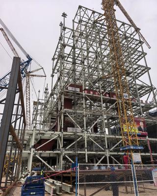 Устойчивое стальное здание Металлические конструкции Структура Хранилище Самосохранение Стальное здание